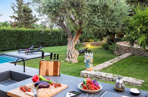Syracuse Villa | Villa with private pool in Syracuse, Sicily