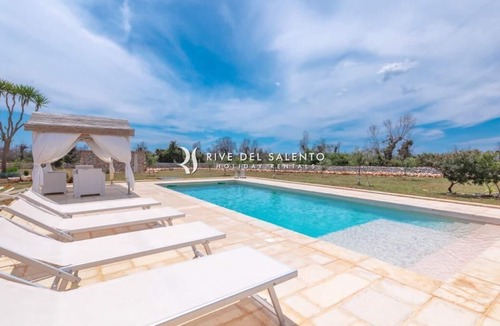 Salve Villa | Villa with swimming pool and large garden 6 km from Pescoluse