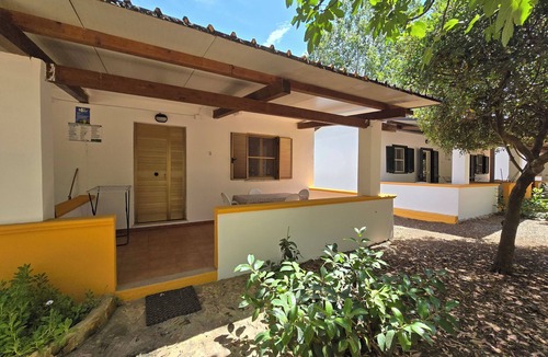 Isola di Capo Rizzuto RV Rental | Village Camping Fico d'India