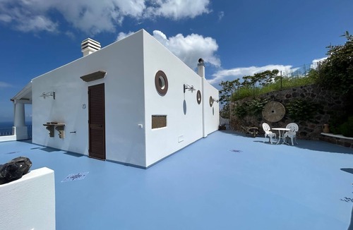 Monte Gallina Villa | VILLASERENALIPARI