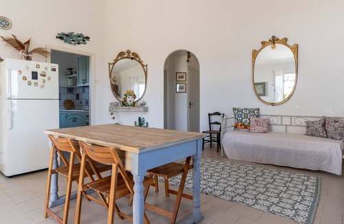 Syracuse Ski Chalet | Villetta al Plemmirio by Wonderful Italy