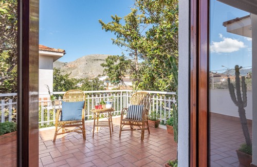 Partanna House | Villetta Althea a Mondello by Wonderful Italy