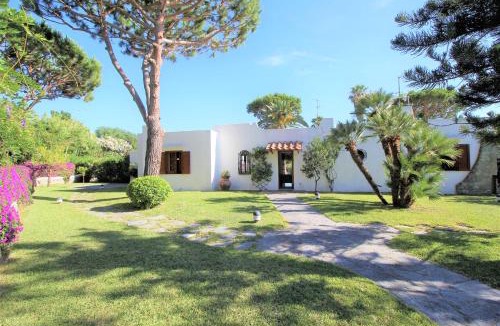 Succhivo Villa | Villetta con Giardino esclusivo di 1000 mq, Piscina, Tennis, Calcio, Bocce