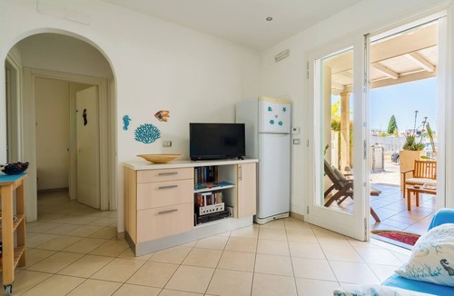 Sant'Isidoro House | Villetta Fico d`India by BarbarHouse