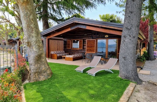 San Felice del Benaco Villa | Villetta Benaco close to the lake.