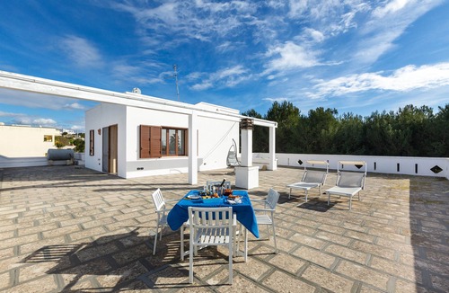 Santa Maria al Bagno House | Villetta Roberta - Primo Piano by BarbarHouse