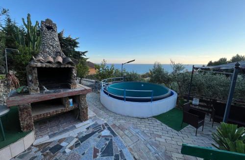 Licata House | Villetta vista mare con piscina, giardino e parcheggio privato