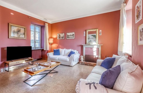 Angera Villa | Villino Maria Private Garden & Relax near Lake Maggiore - Happy Rentals