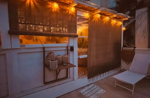 Pigneto House | Vita Lenta Pigneto: your apartment with terrace and jacuzzi in the heart of Rome