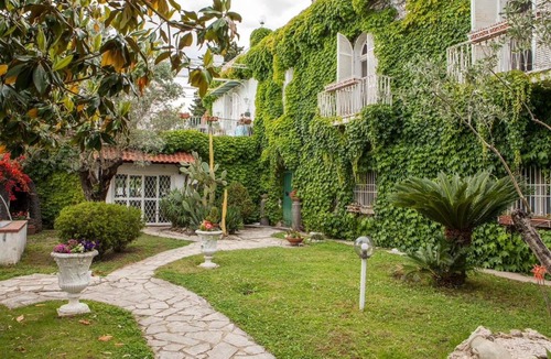 Battipaglia Apartment | Voltapensieri