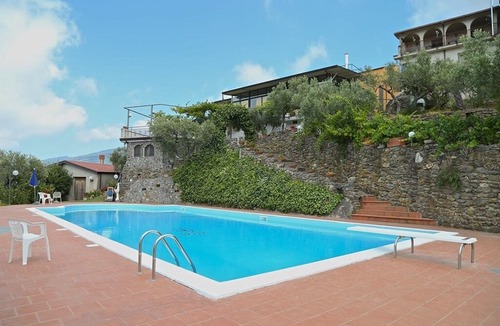 Nocera Terinese Bed & Breakfast | VOYAGE FARMHOUSE, RELAX OASIS, SWIMMING POOL, FAMILY HOLIDAY, CALABRESE KITCHEN