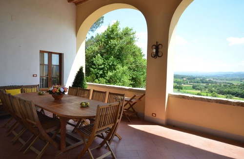 Lucignano Villa | Walking distance to town of Lucignano - 8 pax, Wi-Fi, private garden and pool