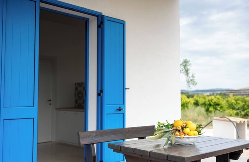 Borgo Bonsignore House | Waning Moon - Among the Citrus Trees in Ribera