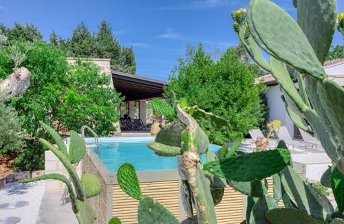 Casarano Villa | Whole countryside estate with pool - exclusive use