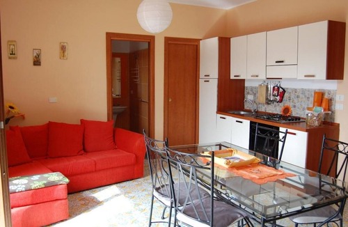 Santa Tecla Apartment | Wohnung 'Casa Etna' mit Wasserblick by Interhome