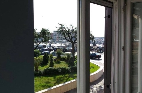 Pozzuoli Apartment | Wohnung mit Wasserblick by Interhome