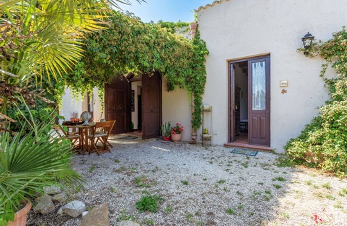Buseto Palizzolo Villa | Wonderful private villa for 14 guests with private pool, WIFI, TV, terrace and pets allowed
