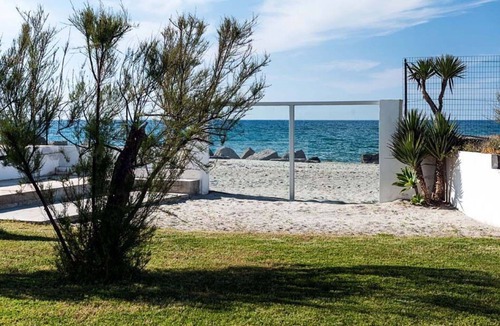 Torregrotta Villa | Wonderful private villa for 5 guests with A/C, WIFI, hot tub, TV, terrace and panoramic view