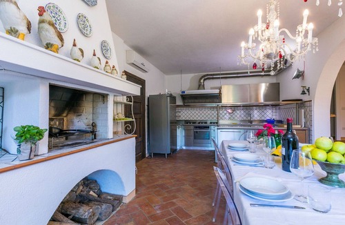 Riparbella Villa | Wonderful private villa for 8 people with A/C, hot tub, WIFI, TV, terrace and panoramic view