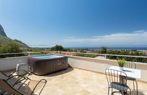Terrasini Villa | Wonderful private villa for 8 guests with A/C, WIFI, hot tub, TV and terrace