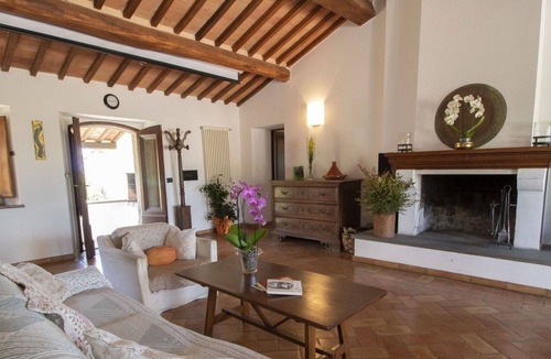 Seggiano Villa | Wonderful private villa for 26 guests with WIFI, private pool, patio, pets allowed and parking