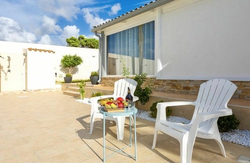 Partinico Villa | Wonderful private villa for 8 guests with private pool, WIFI, A/C, TV and parking