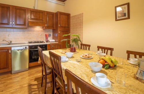 Casenuove Villa | Wonderful private villa with private pool, A/C, WIFI, TV, patio, pets allowed and panoramic view