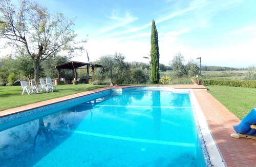 Cavriglia House | Wonderful villa for 6 people with WIFI, private pool, A/C, TV, patio and pets allowed