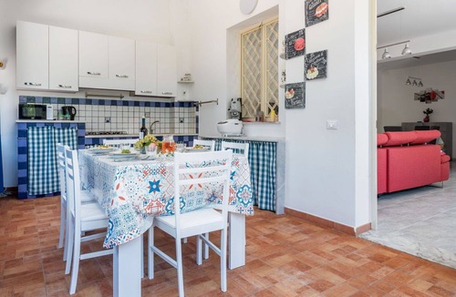 Misilmeri House | Wonderful villa for 10 people with A/C, private pool, WIFI, TV, terrace and pets allowed
