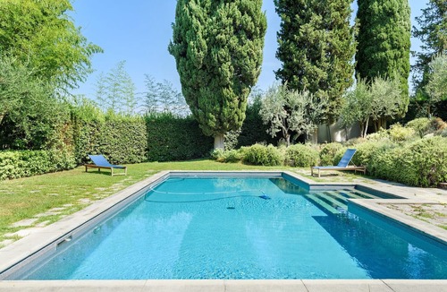 Oltrarno Villa | Wonderful Villa Pian dei Giullari with Pool – Elegance and Relaxation in the Heart of Florence