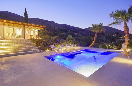 Scopello Villa | WWW.BAGLIORIDISICILIA.COM - LAST MINUTE 14 JULY - 1 AUGUST!