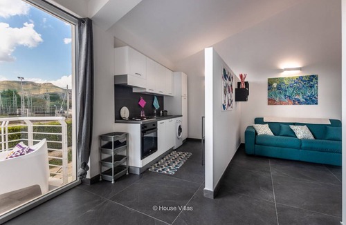 Avola Apartment | Xenia By Carla's Home