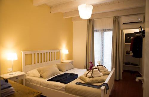 Comiso Bed & Breakfast | Yhomisus