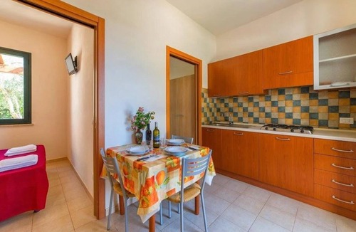 Marsala Apartment | ZEcamping 3 étoiles pataugeoire bien-être locatif TV BBQ clim 30m2 4 pers