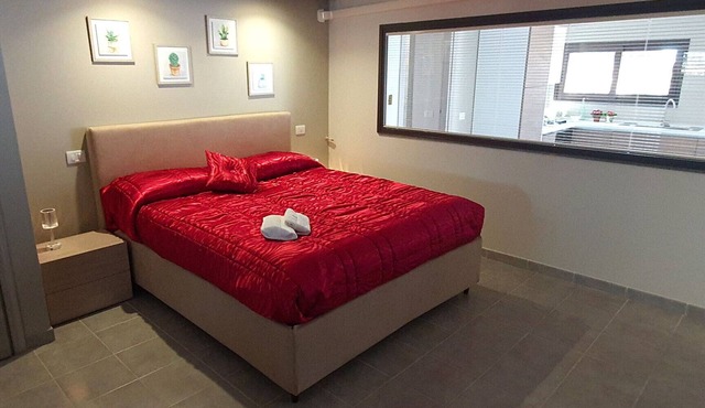 1-bedroom flat, bathroom, kitchen.