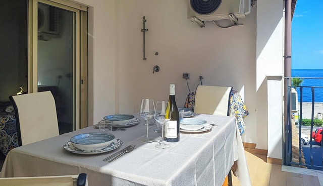 1 bedroom gorgeous apartment in Mazzeo