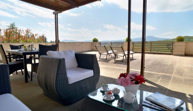 1700 square feet, 2 bedrooms, 2 bathrooms, kitchen, living & panoramic terrace
