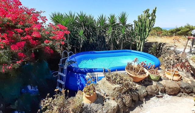 2 bedroom accommodation in Pantelleria