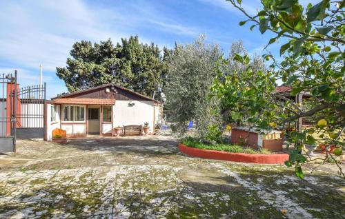 2 Bedroom Awesome Home In Altavilla Milicia