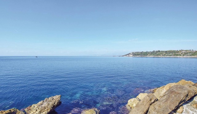 2 bedroom accommodation in Isola di Capo Rizzuto