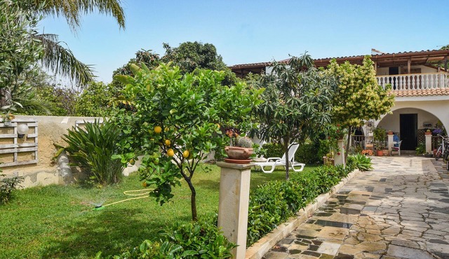 2 bedroom lovely home in Siracusa