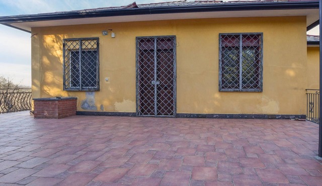 2 bedroom pet friendly home in Linguaglossa