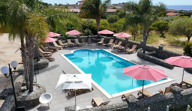 2nd Apartment of 6 in Residence with Private Pool in Capo Vaticano
