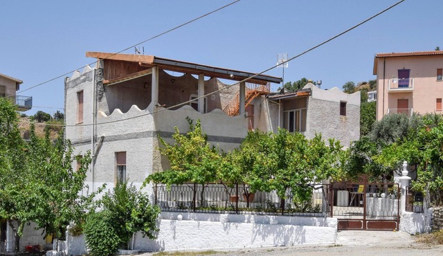 4 bedroom cozy home in Reggio Calabria