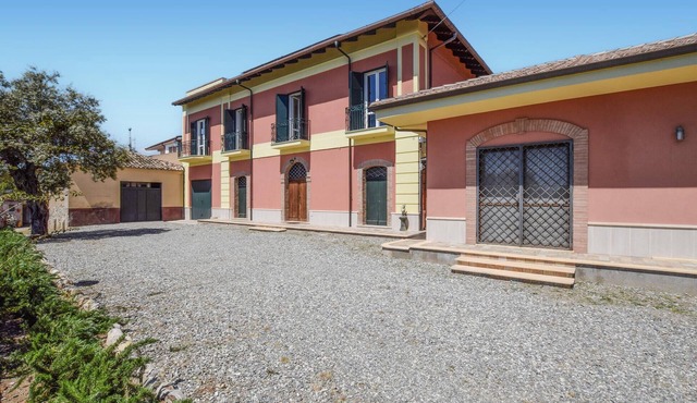 5 bedroom nice home in Bovalino