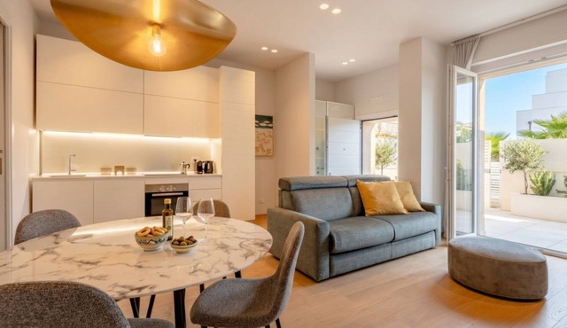 7Mari-Modern Comfort Stay