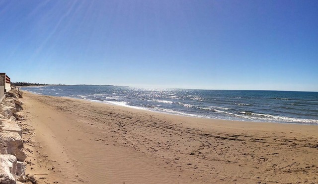 A place to relax and enjoy the sea