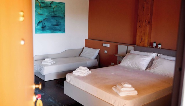 Agritourism. Accommodation x 2+1 persons with outdoor kitchen. Garden view