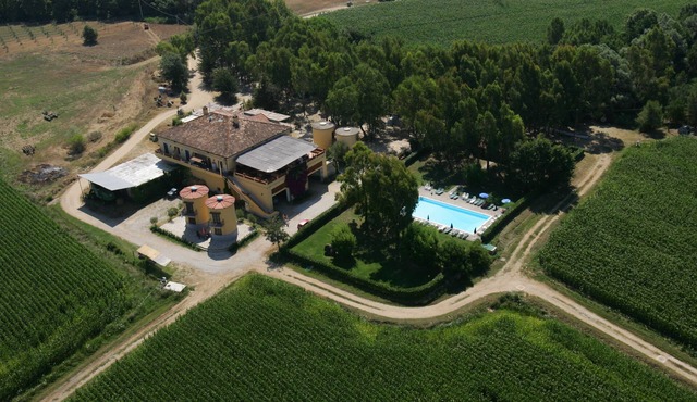 Agriturismo La Petrosa