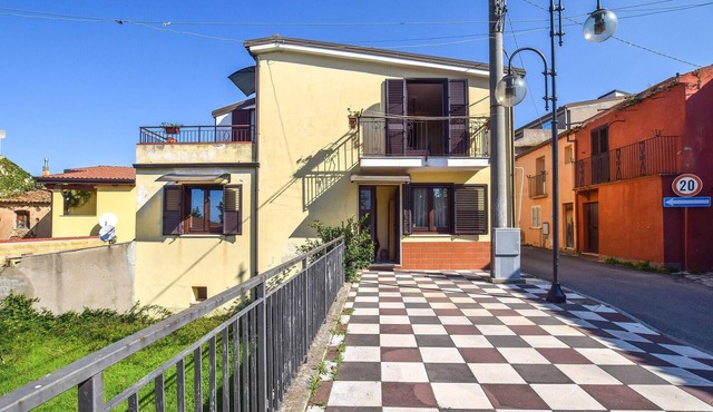 Amazing apartment in Ricadi with house sea view